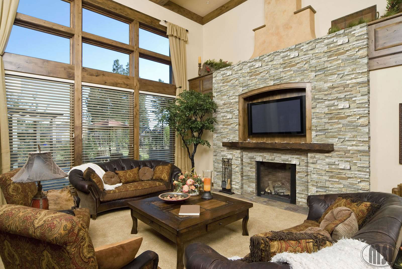 msi-golden-honey-ledger-panels